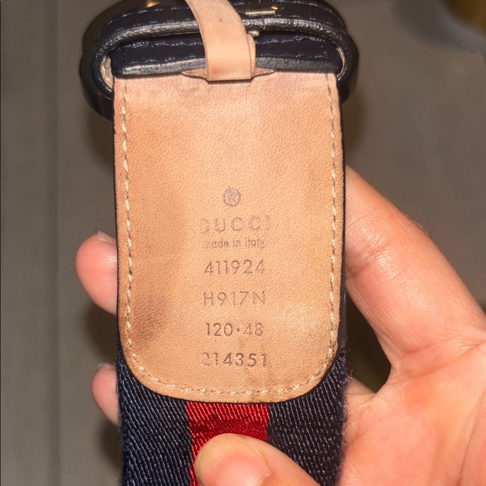 Gucci Men's Black and Red Belt - Picture 6 of 6